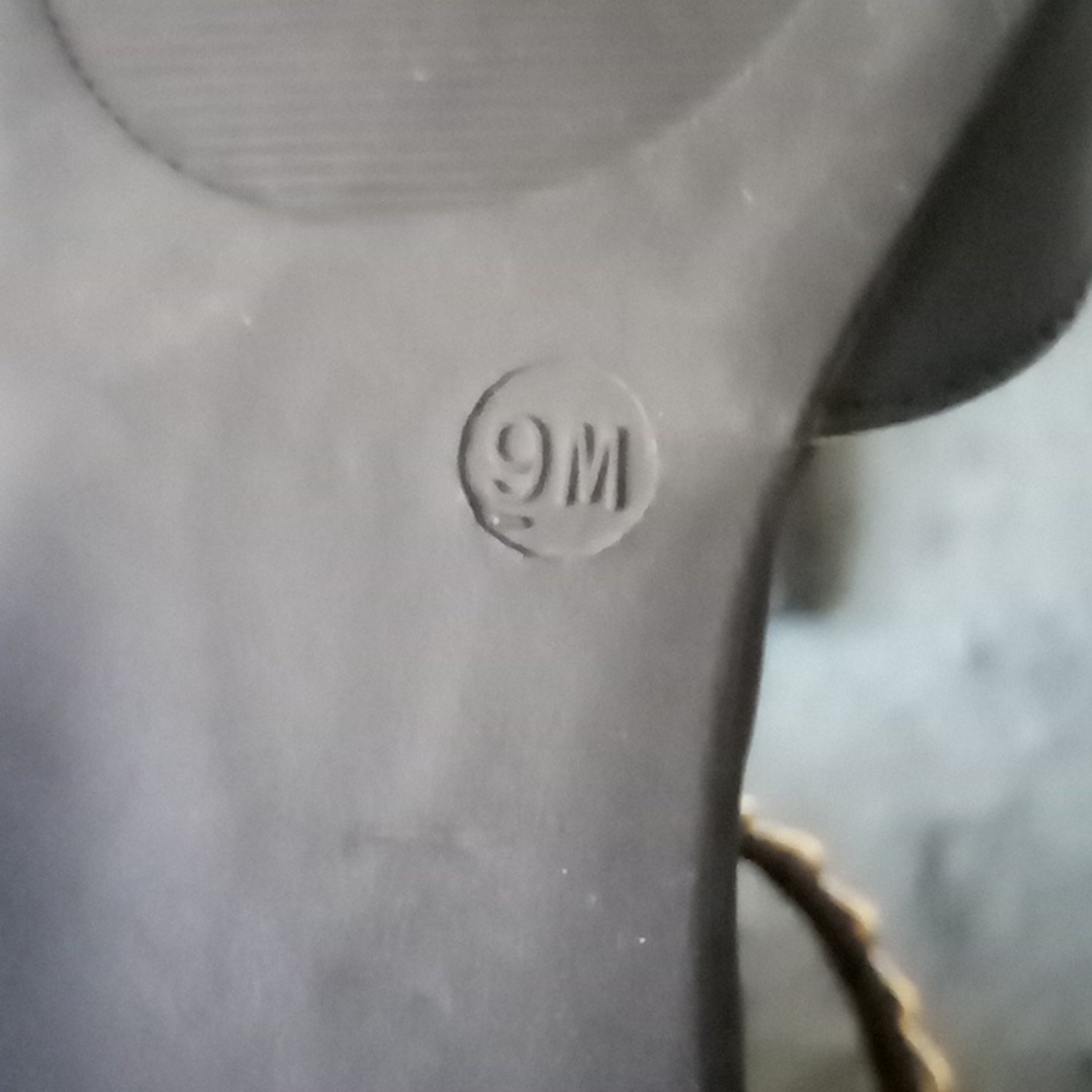 Memory Foam Flats - image 7